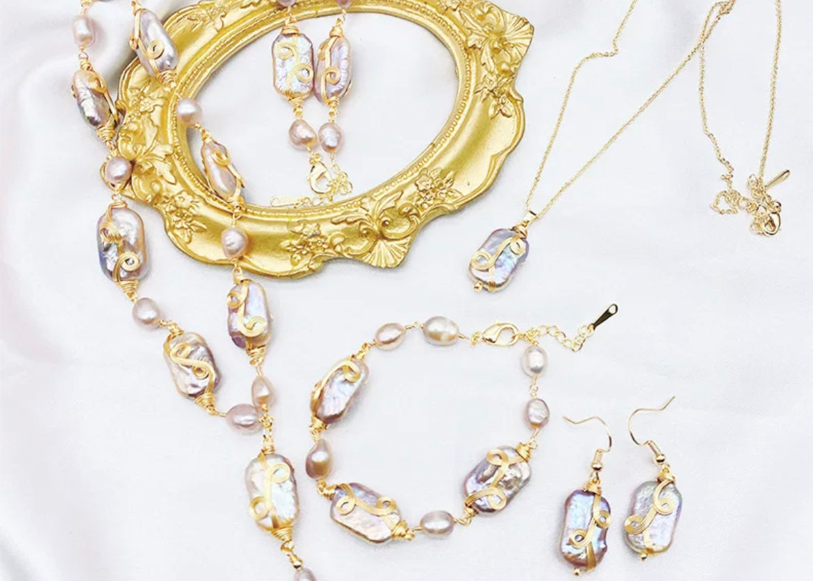 AS015 ROSAS New Arrival Vintage Baroque Bracelet + Necklace + Earrings